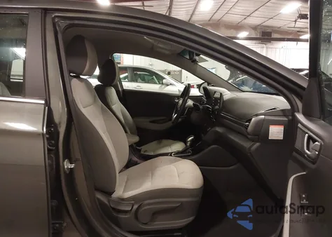 2022 Hyundai Ioniq Hybrid Se from USA, damaged, VIN KMHC75LC2NU266871